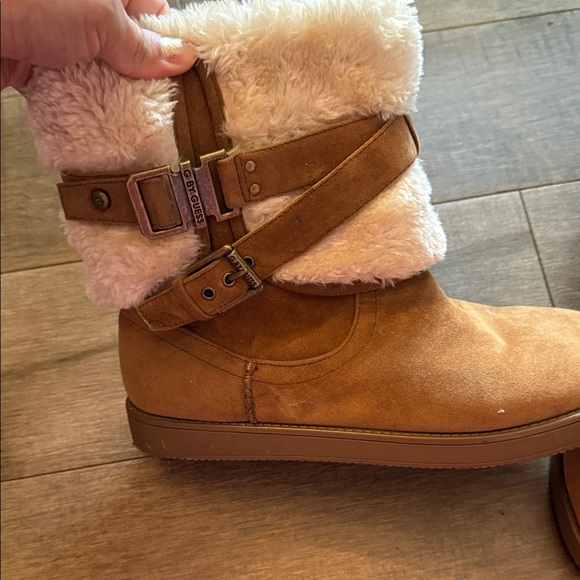 Brown Suede Boots w - Picture 4 of 7